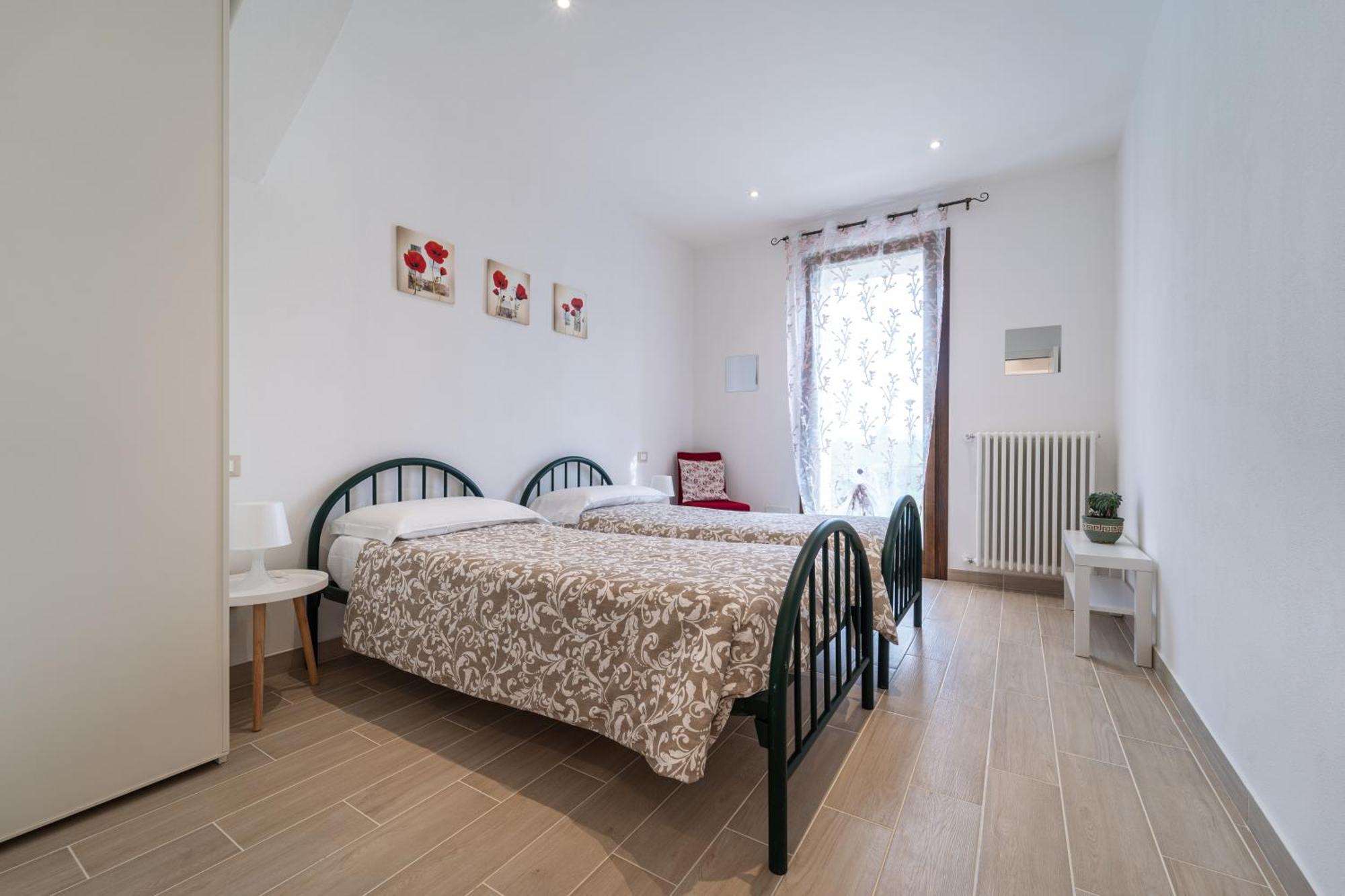 Antico Stemma Corte Meneghella Monzambano Bagian luar foto